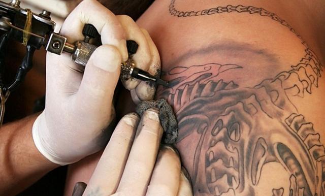 Cada vez son más las personas que en Córdoba y el país se hacen tatuajes – Comercio y Justicia